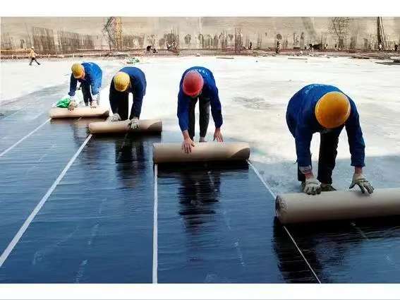 金屬屋面防水卷材鋪設(shè)